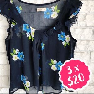 (3x$20) 🌸Hollister Sheer Floral Blouse - Size L🌸